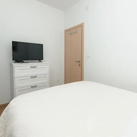 Villa Jolanda Plano