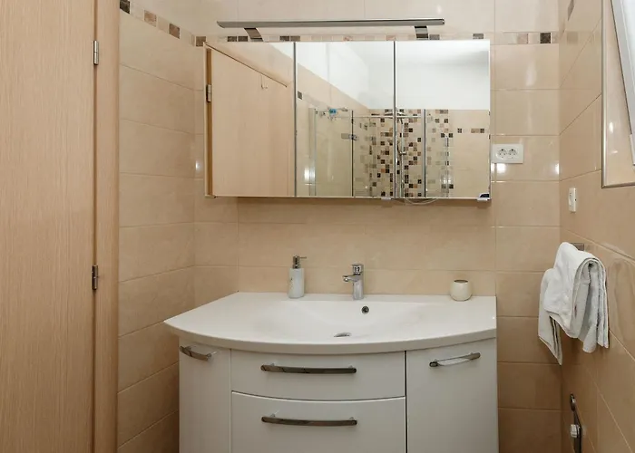 Jolanda Villa Plano