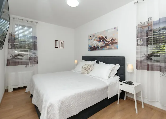 Jolanda Villa